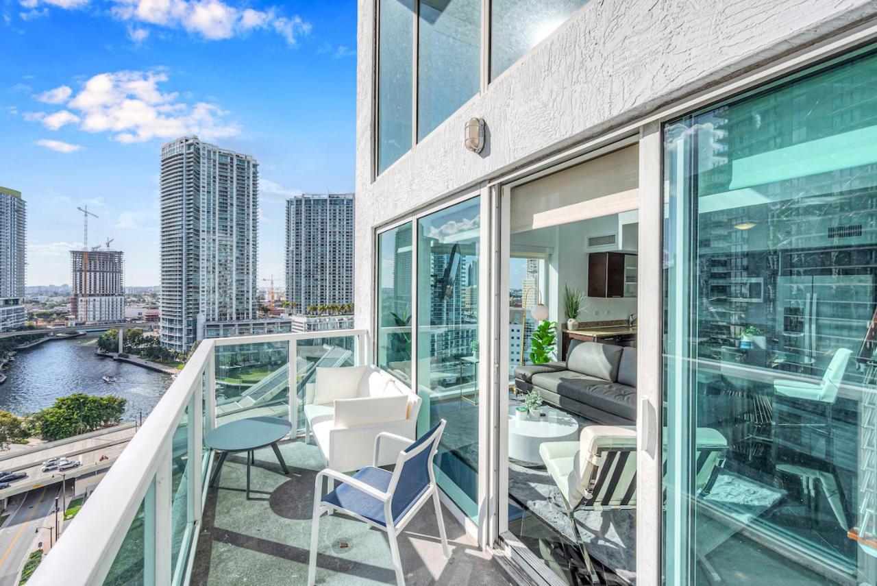 Iconic 2 Bedroom Loft Brickell-Stunning Views Miami Extérieur photo